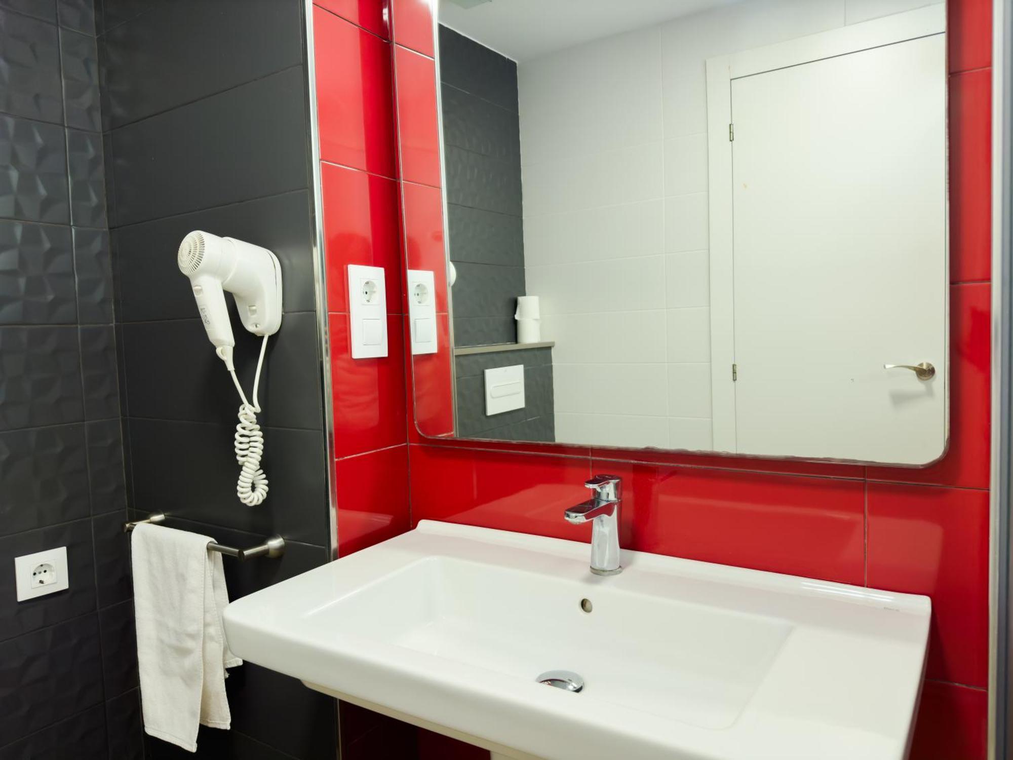 Rentalmar Zahara Family Suites 살루 외부 사진